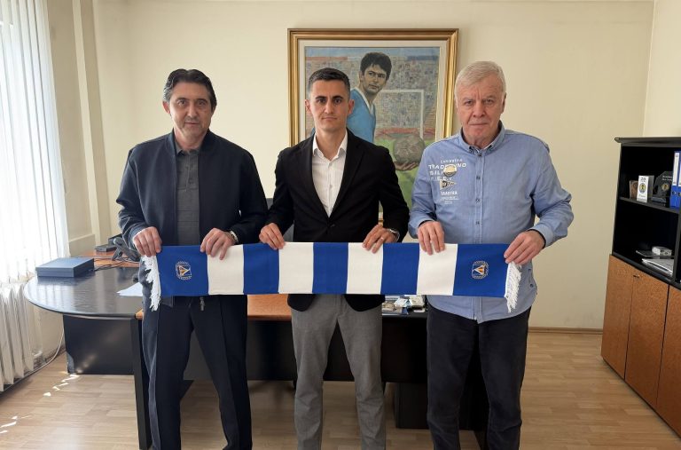 Левски повери спортното си бъдеще на Георги Костадинов
